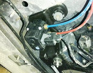 高馬特經(jīng)典案例--寶馬X6車身懸架空氣彈簧故障分析情況如下
